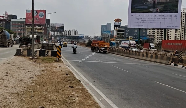 Smooth commute route displaying the main highway stretch to KR Puram beside the Sobha One World premises