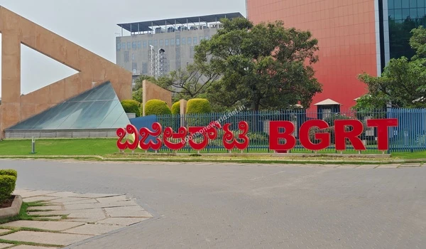 Wide view of the employment zone roads and surrounding commercial developments ensuring walk to work convenience for Sobha One World