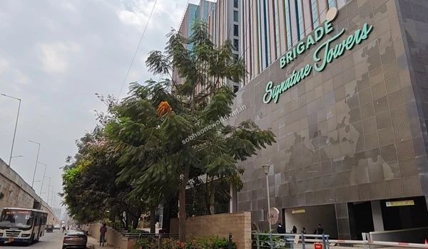 Walk-to-work convenience illustrated by the close proximity of major global research centers to the Sobha One World property