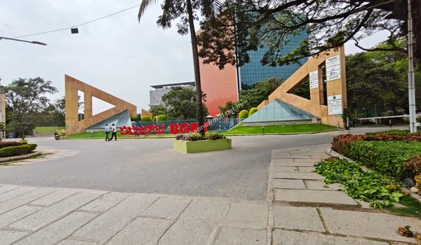 Lush green foliage decorating the entrance of premium IT hubs located just a short drive from Sobha One World