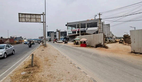 A contextual view of the area, highlighting the accessible main roads and developing infrastructure near Sobha One World.